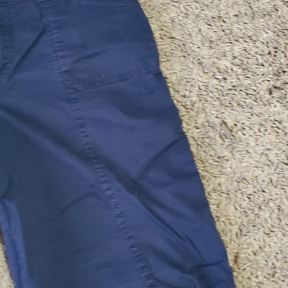 Capri pants - Picture 3 of 5